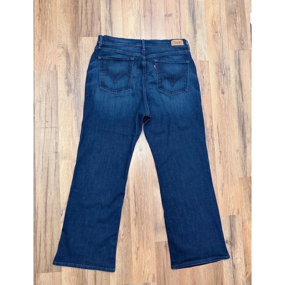 Levi's 512‎ Perfectly Slimming Bootcut Jeans Women's 14P Medium Wash